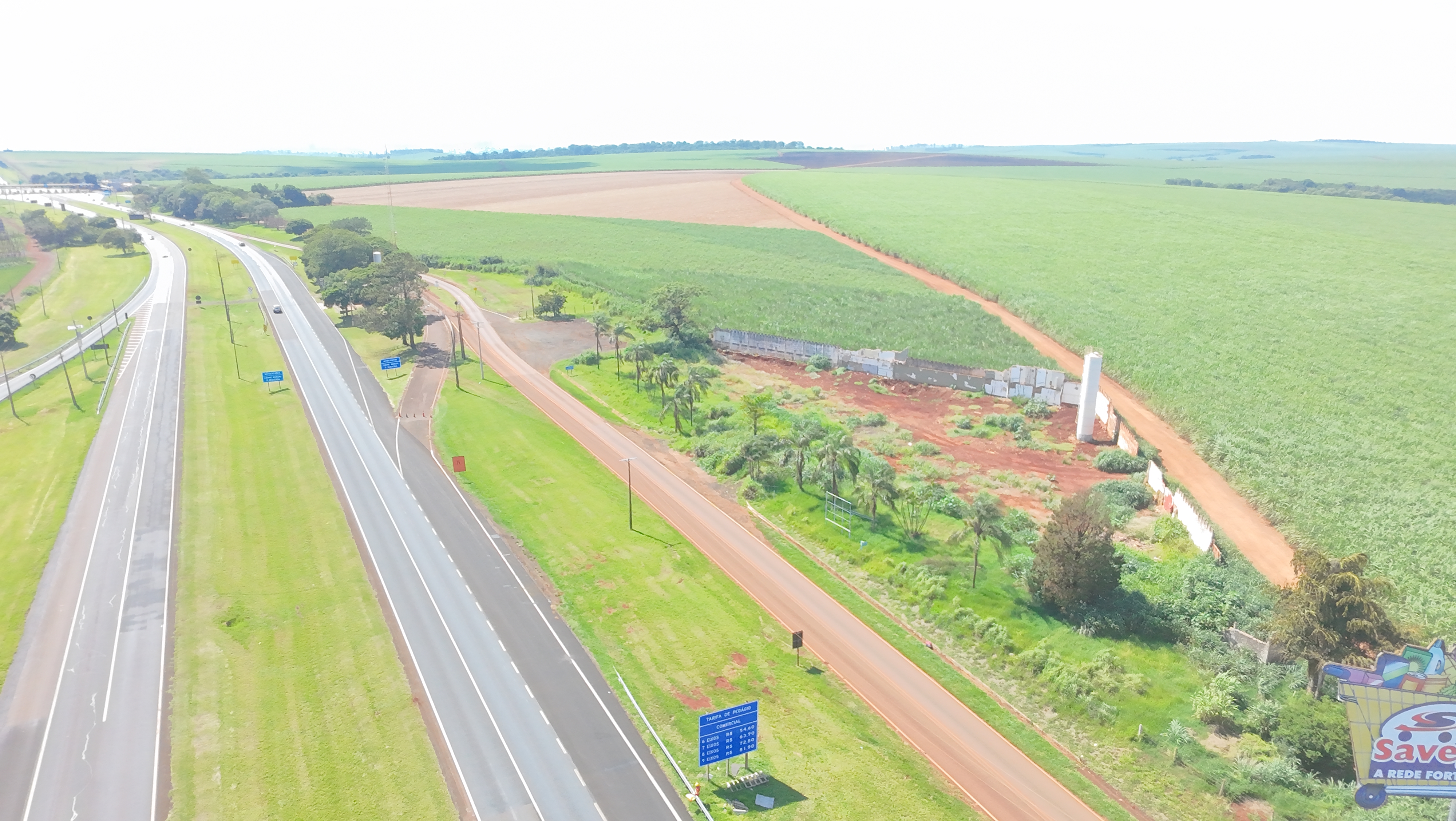 Lote na Rodovia SP322 com 5600 mts 