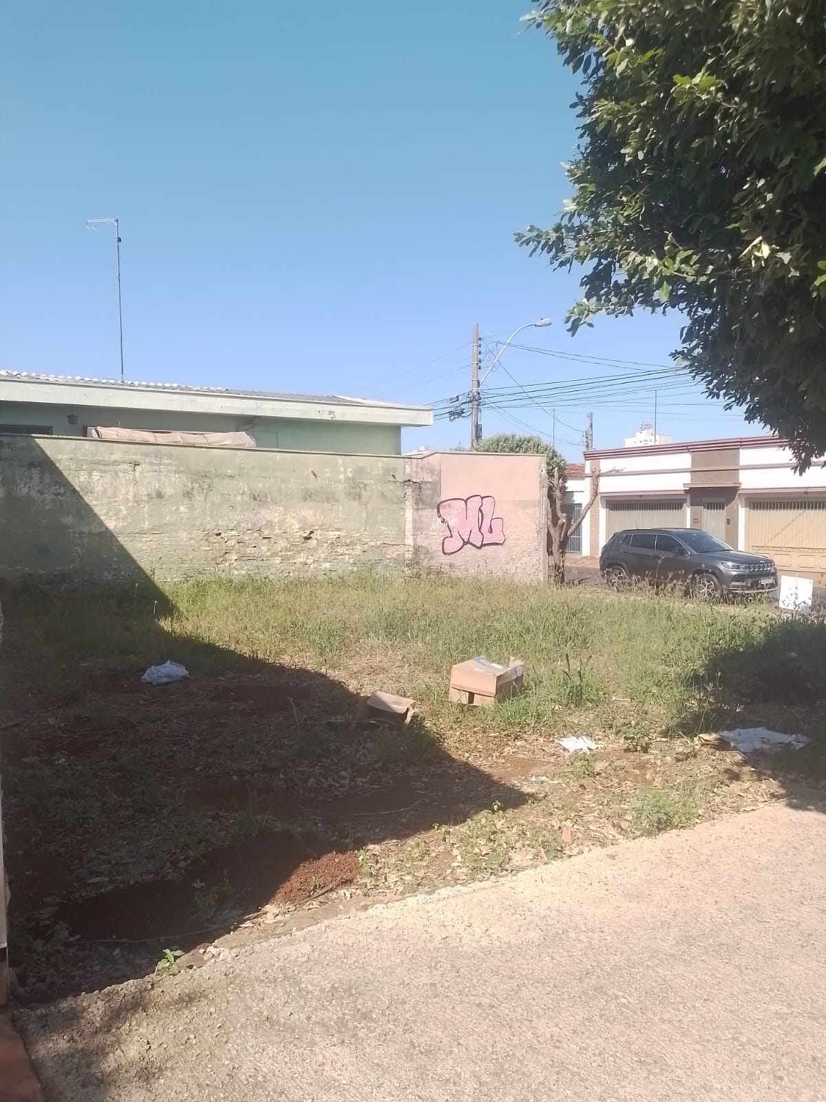 Terreno de Esquina no Centro